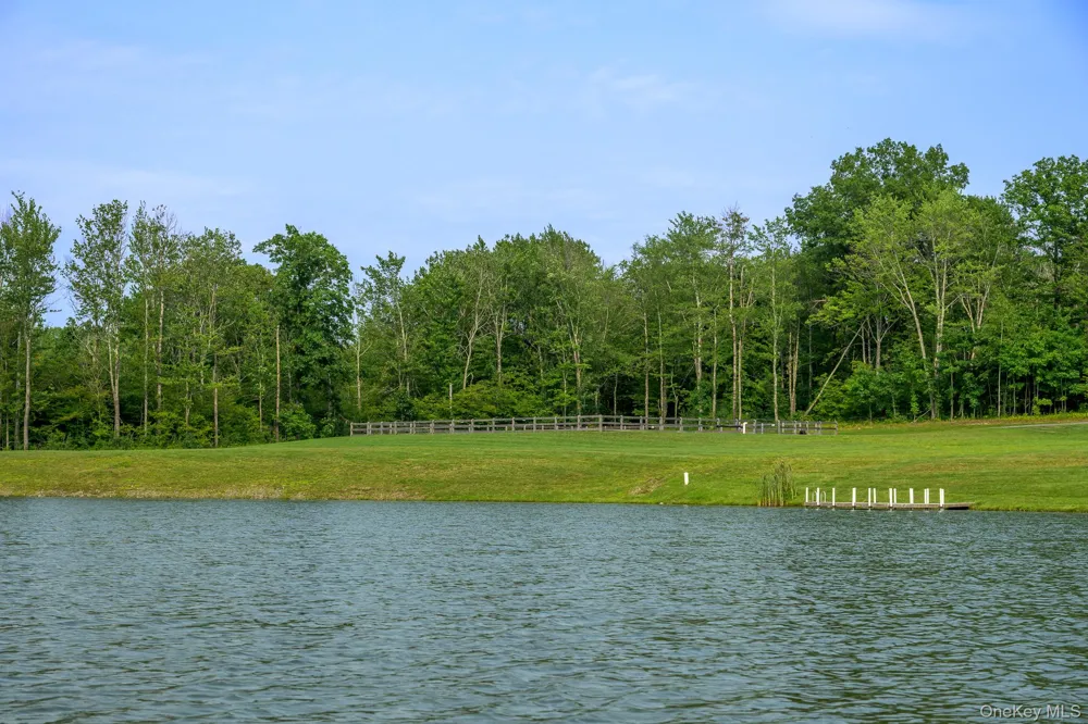 21 Schoolhouse Road Hillsdale, NY 12529