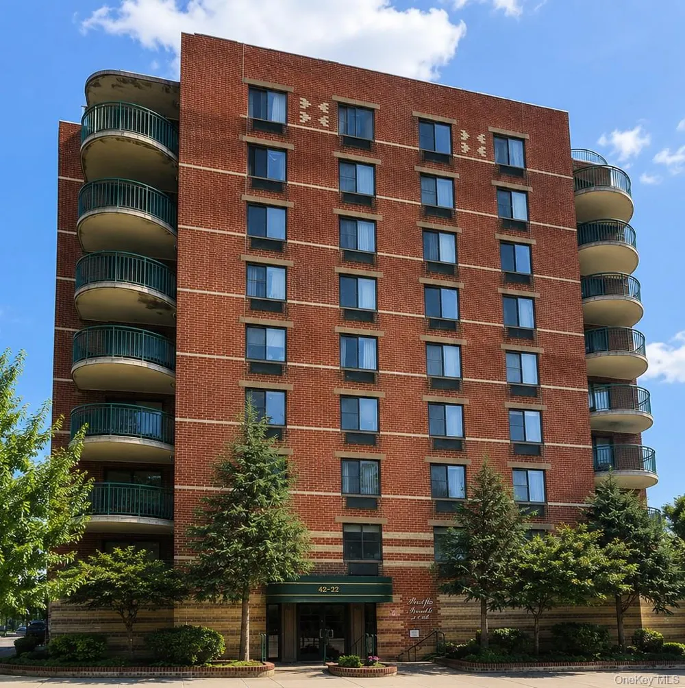 42-22 Union Street #2B Flushing, NY 11355
