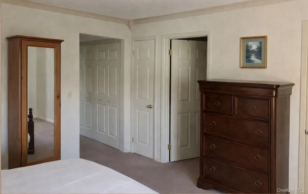 20 Laurel Avenue #60 East Islip, NY 11730