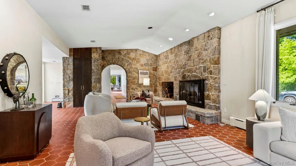 67 Woodlands Road Harrison, NY 10528