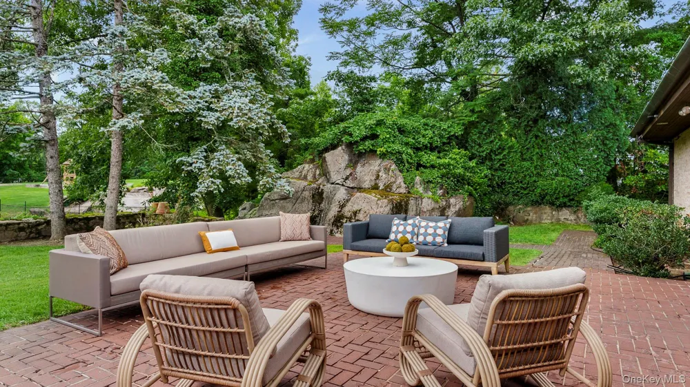 67 Woodlands Road Harrison, NY 10528
