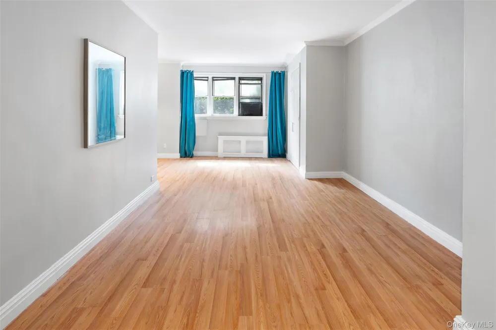 495 E 7th Street #1J Brooklyn, NY 11218