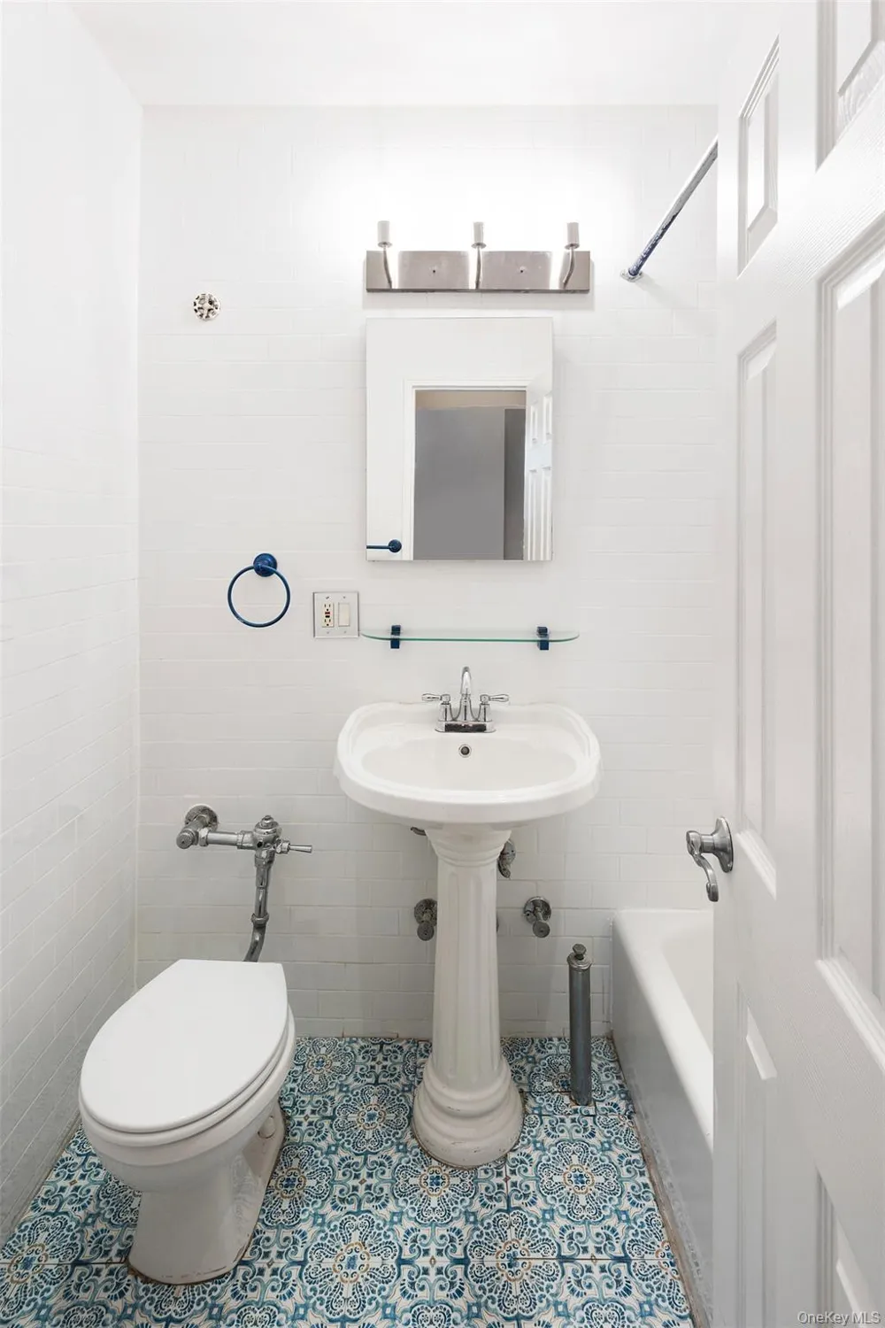 495 E 7th Street #1J Brooklyn, NY 11218