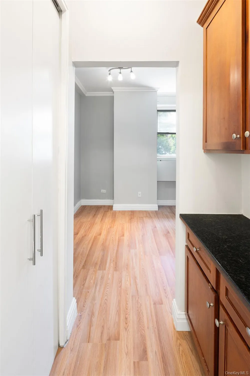 495 E 7th Street #1J Brooklyn, NY 11218