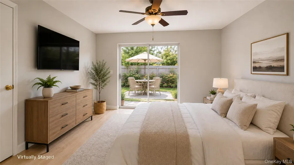 53 Village Circle E #E053 Manorville, NY 11949
