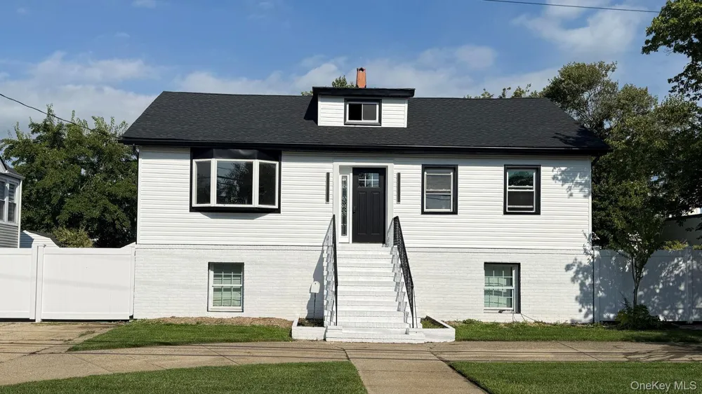 605 S Ocean Avenue Freeport, NY 11520