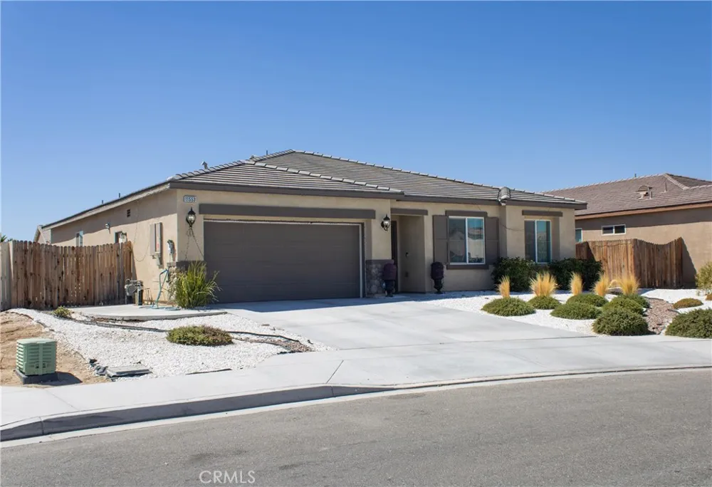 11553 Tatiana Adelanto, CA 92301