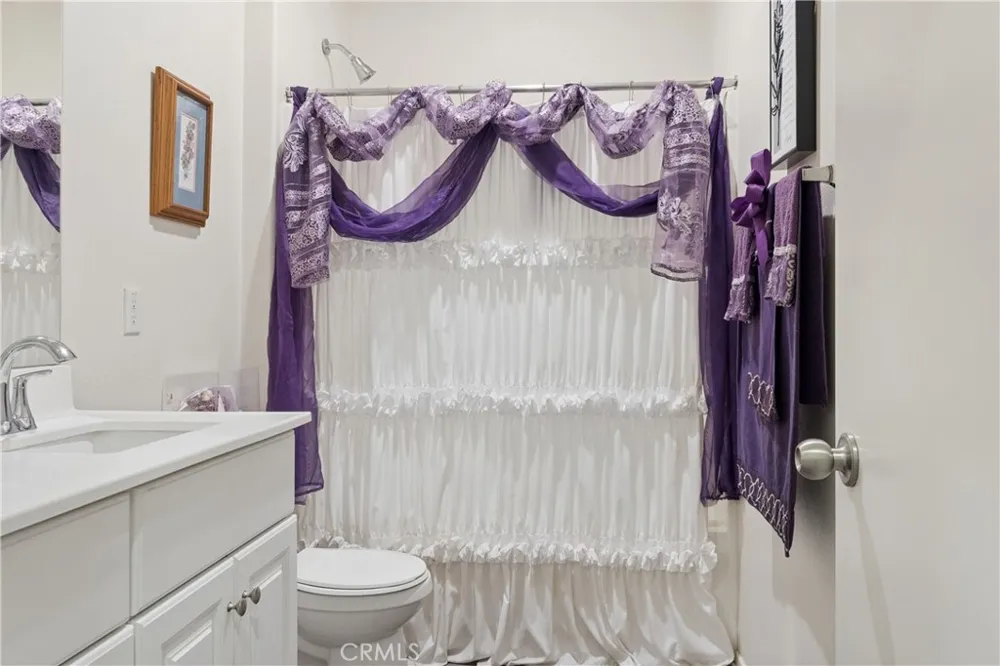 11553 Tatiana Adelanto, CA 92301