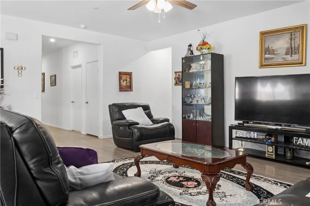 11553 Tatiana Adelanto, CA 92301