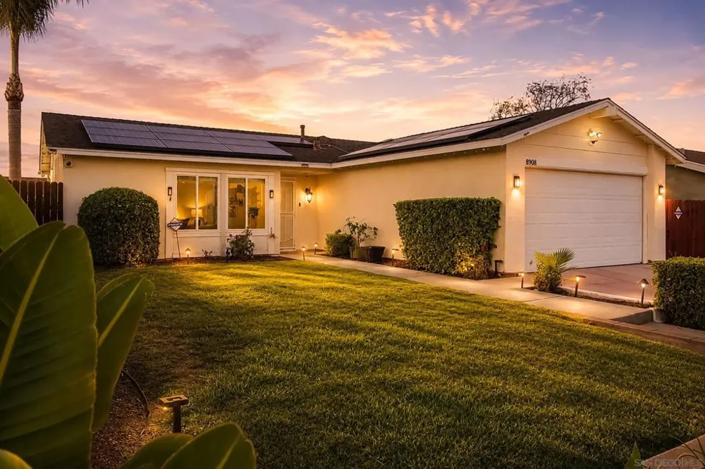 8908 Westmore Rd San Diego, CA 92126