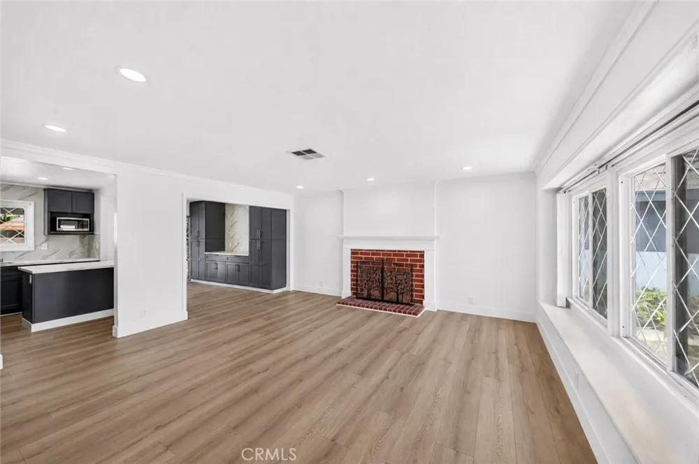 8321 Santa Margarita La Palma, CA 90623
