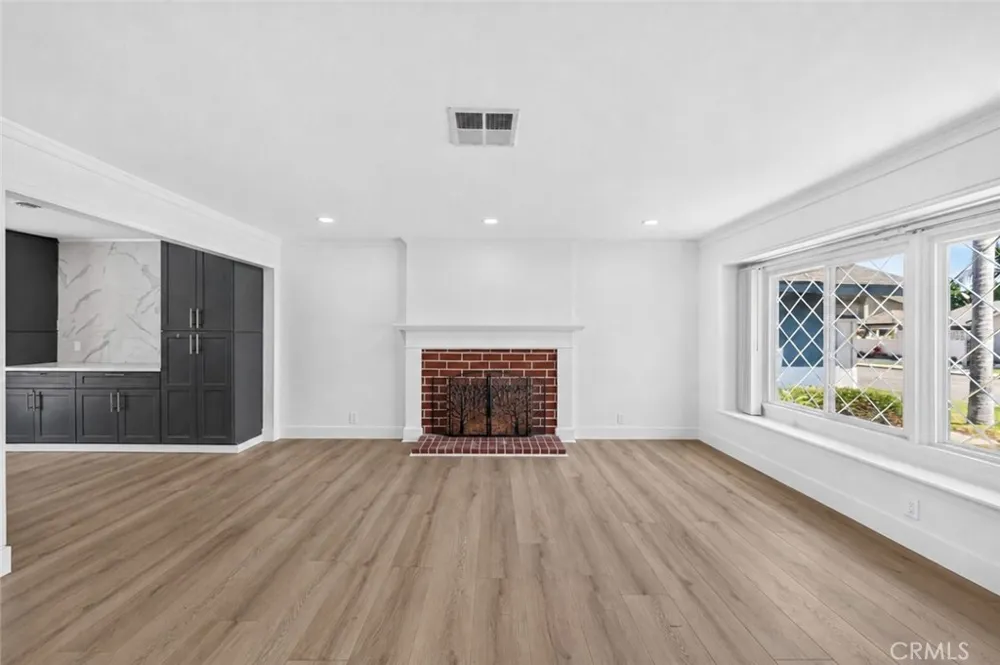 8321 Santa Margarita La Palma, CA 90623