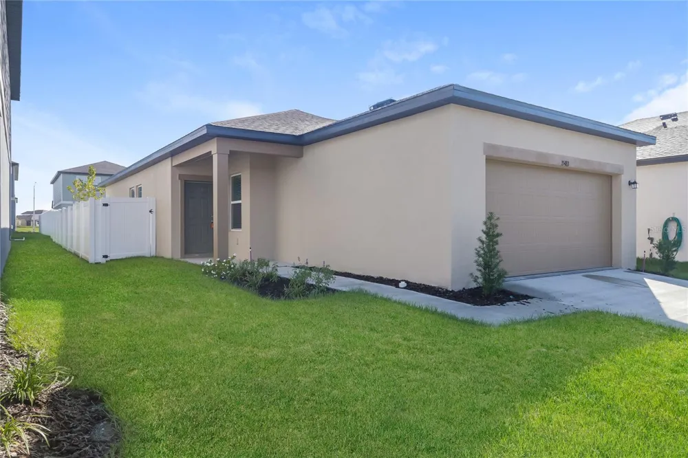 35483 EASTBROOK AVENUE Zephyrhills, FL 33541