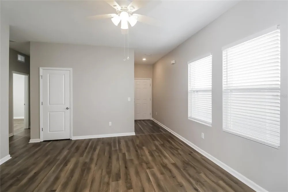 35483 EASTBROOK AVENUE Zephyrhills, FL 33541