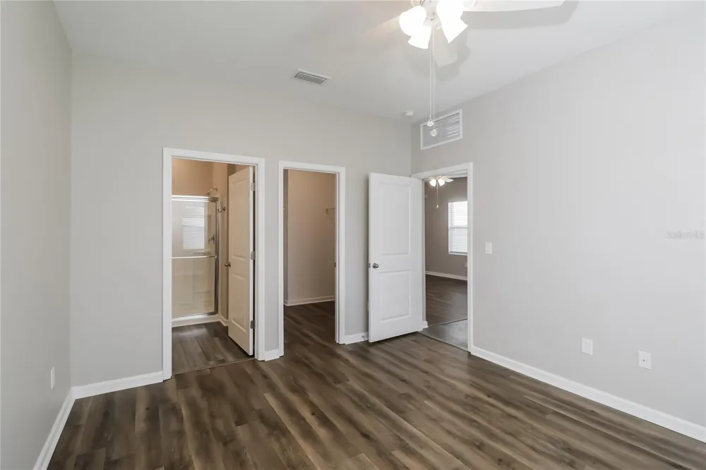 35483 EASTBROOK AVENUE Zephyrhills, FL 33541