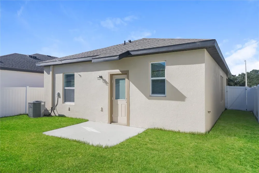 35483 EASTBROOK AVENUE Zephyrhills, FL 33541