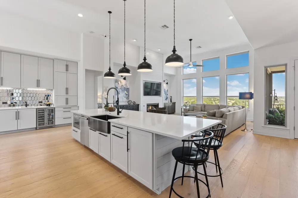 108 Honey Locust Court Driftwood, TX 78619
