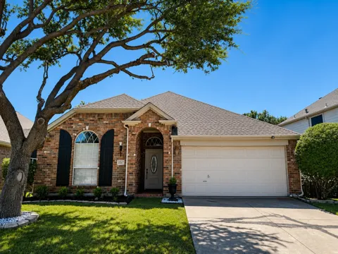 2217 Killarney Drive