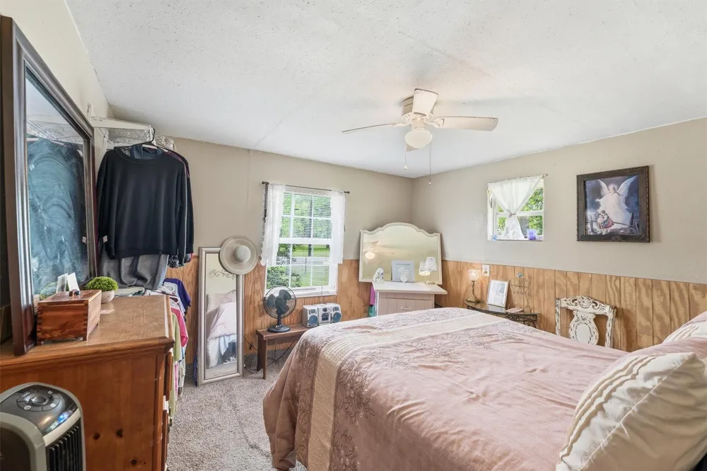4618 Sherri Lane Crosby, TX 77532
