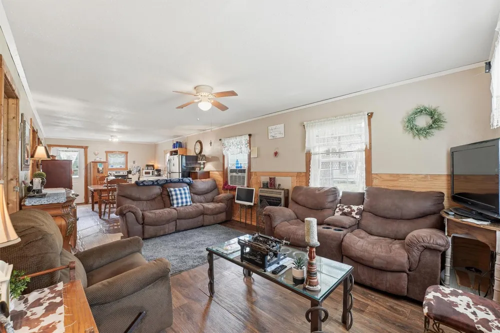 4618 Sherri Lane Crosby, TX 77532