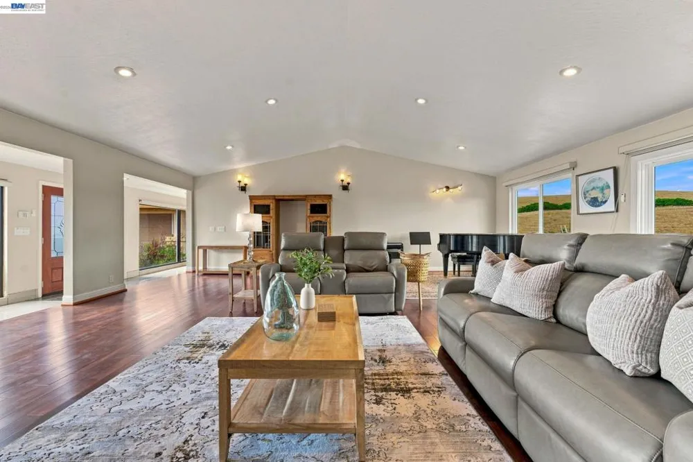 41794 Vargas Rd Fremont, CA 94539