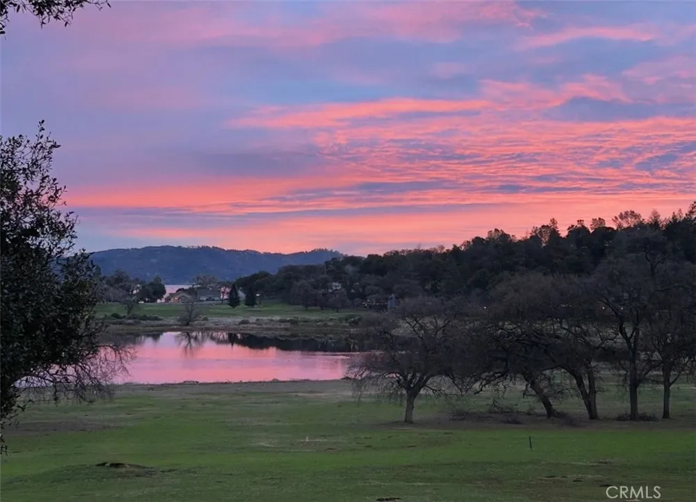 2808 Buckingham Dr Kelseyville, CA 95451