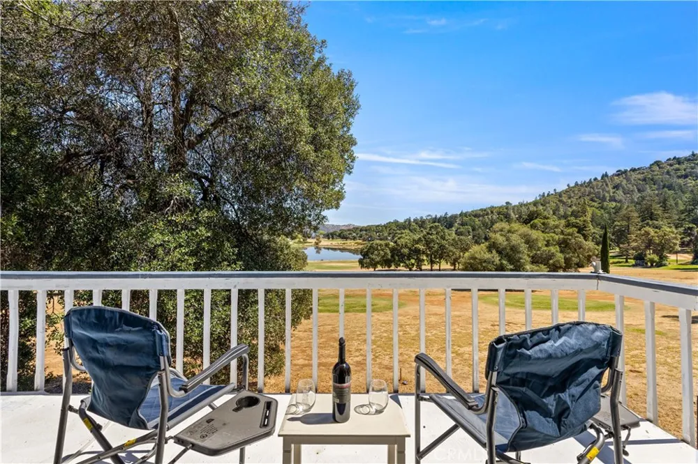 2808 Buckingham Dr Kelseyville, CA 95451