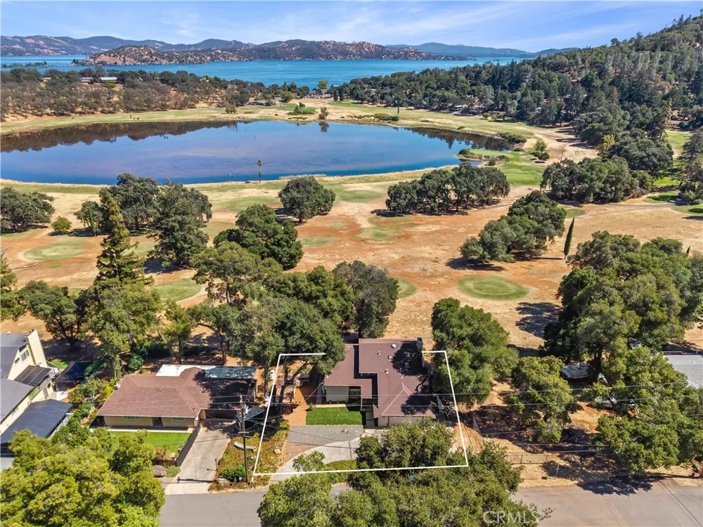 2808 Buckingham Dr Kelseyville, CA 95451