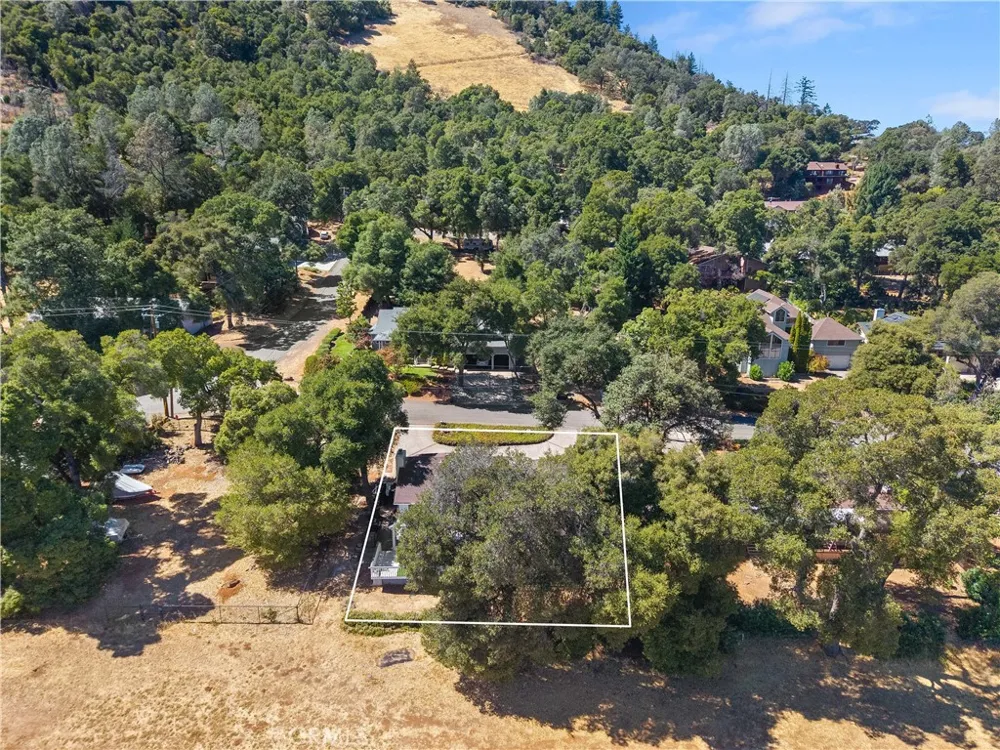 2808 Buckingham Dr Kelseyville, CA 95451