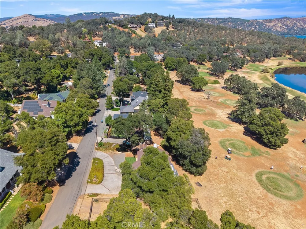 2808 Buckingham Dr Kelseyville, CA 95451