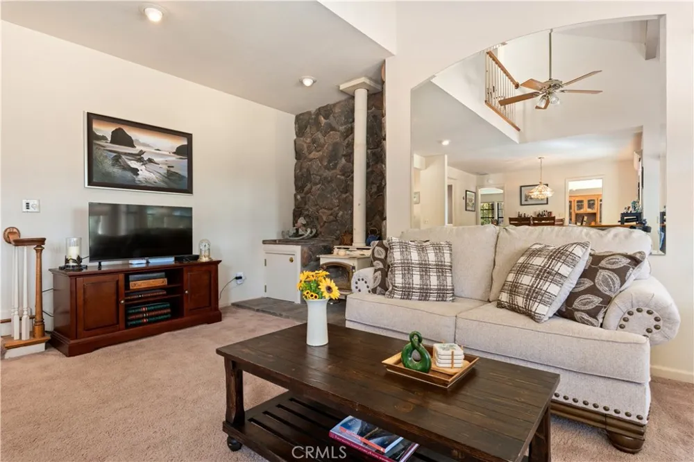 2808 Buckingham Dr Kelseyville, CA 95451