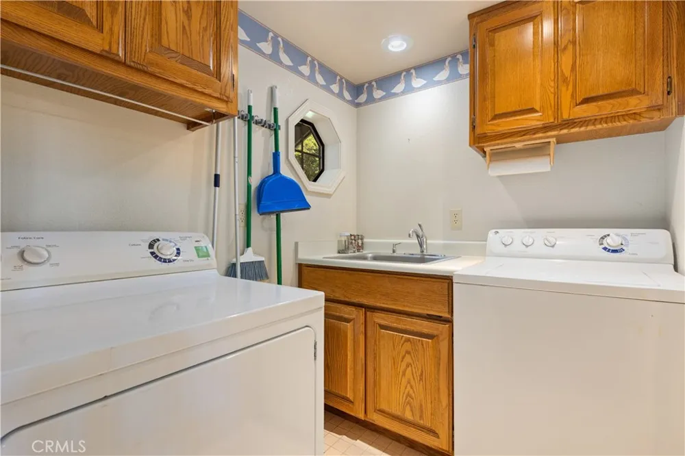 2808 Buckingham Dr Kelseyville, CA 95451