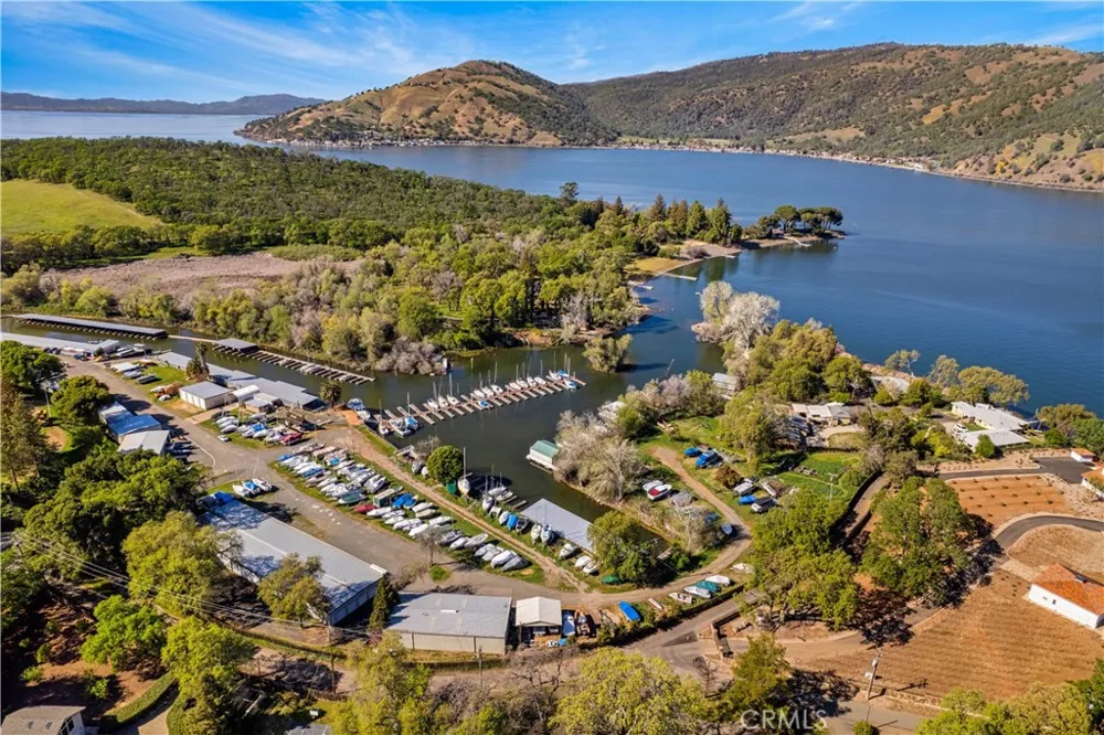 2808 Buckingham Dr Kelseyville, CA 95451