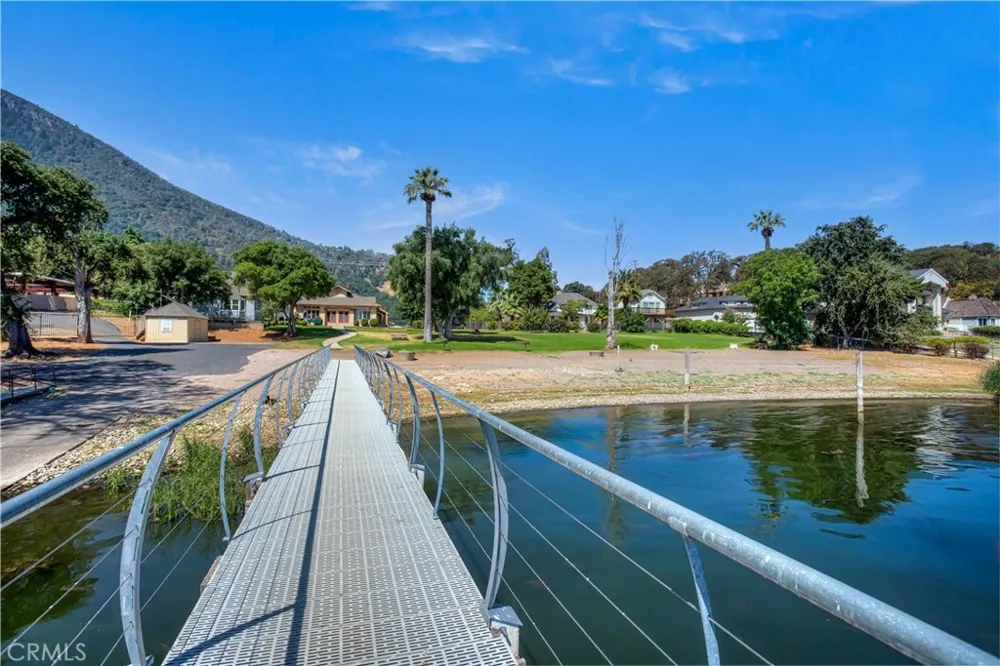 2808 Buckingham Dr Kelseyville, CA 95451