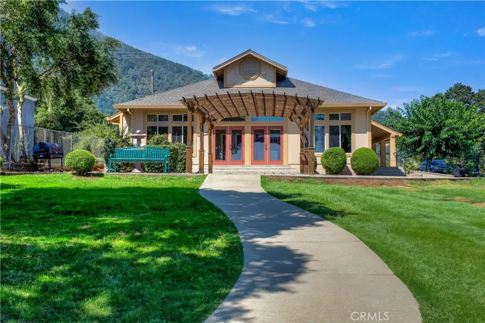 2808 Buckingham Dr Kelseyville, CA 95451