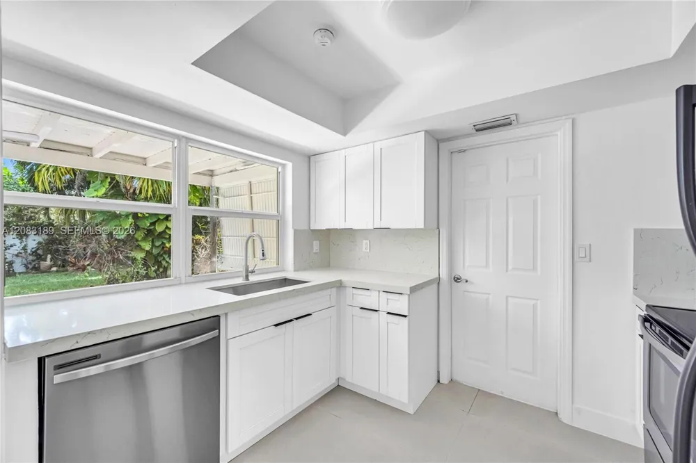 7408 NW 58th St Tamarac, FL 33321