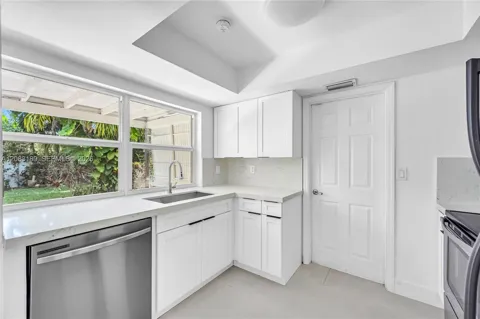 7408 NW 58th St