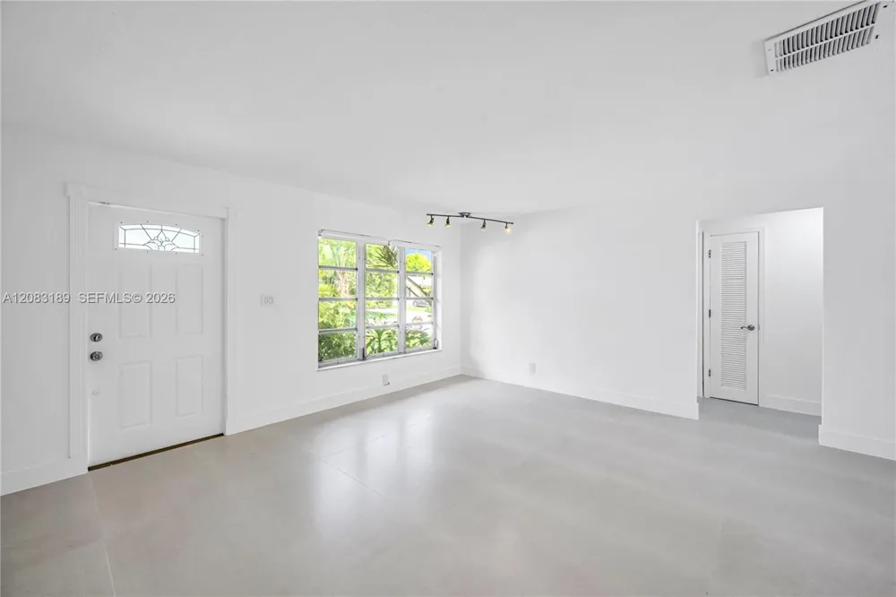 7408 NW 58th St Tamarac, FL 33321
