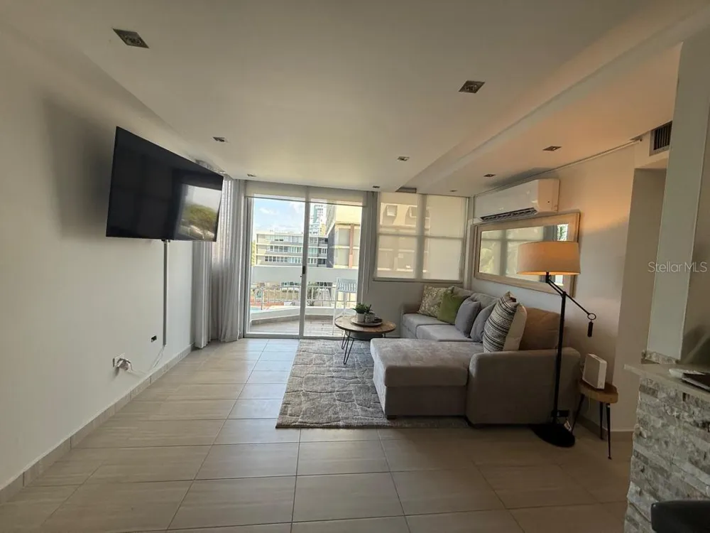 Isla Verde Avenue 3205 THE GALAXY #406 Carolina, PR 00979