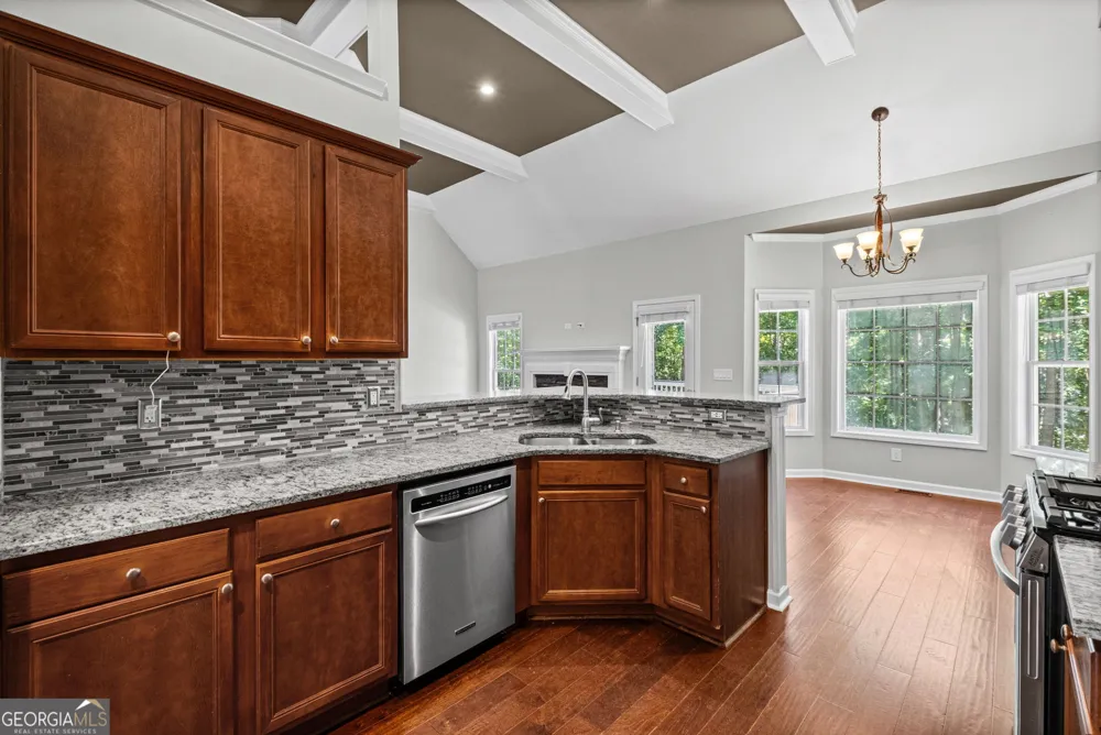 406 Mistflower CT Ball Ground, GA 30107