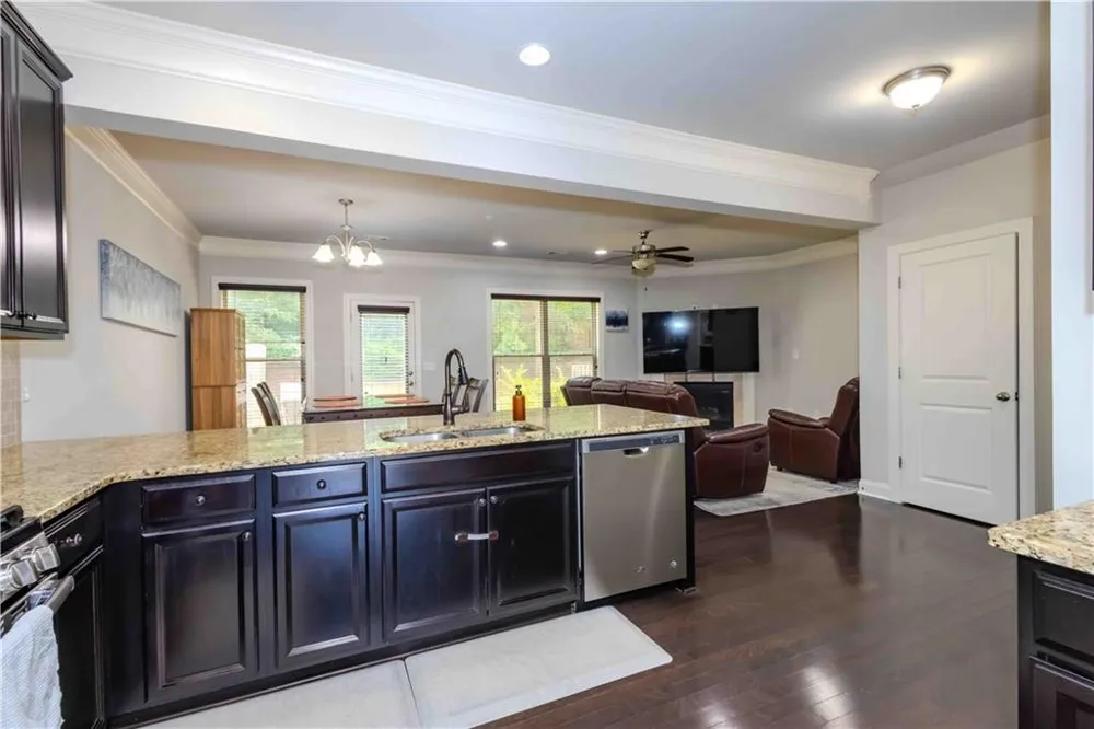 11661 Davenport Lane Johns Creek, GA 30005