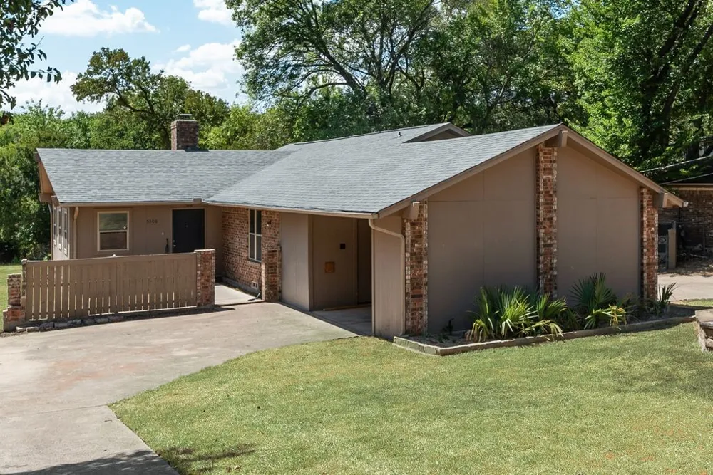 5508 Flamingo Drive Rowlett, TX 75089