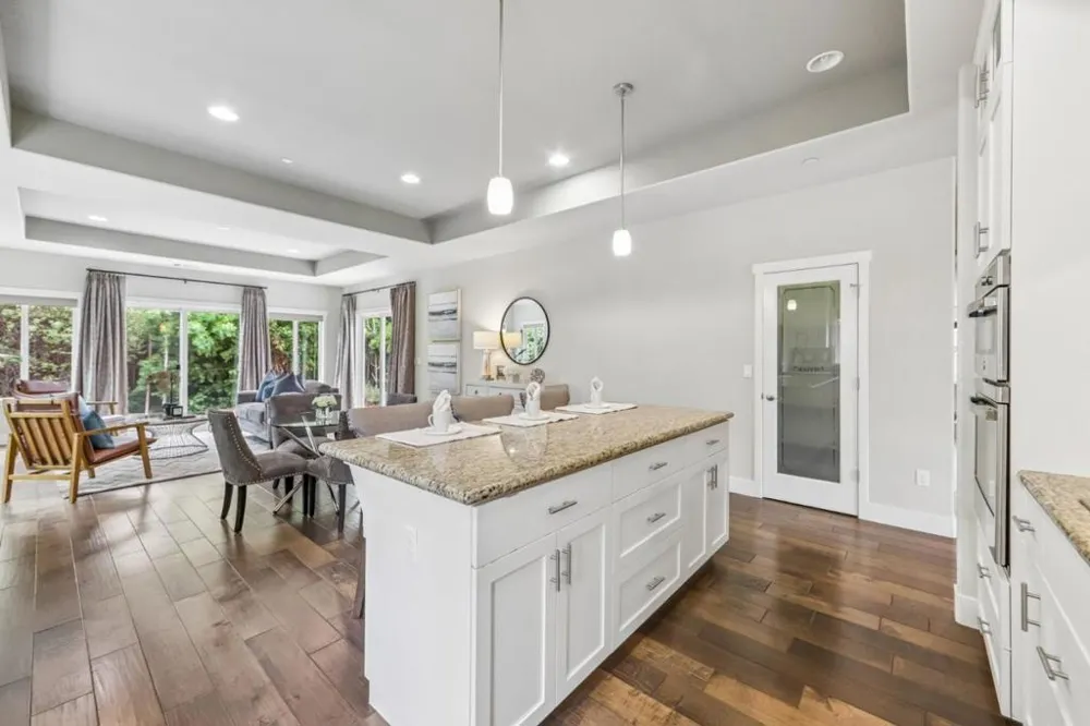 15 Colleen Way Campbell, CA 95008