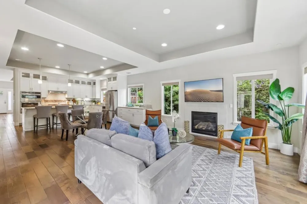 15 Colleen Way Campbell, CA 95008