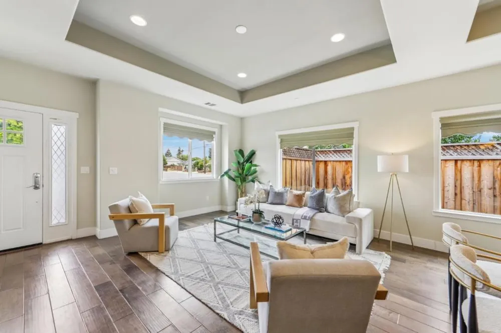 15 Colleen Way Campbell, CA 95008