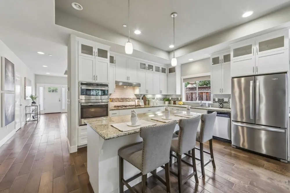 15 Colleen Way Campbell, CA 95008