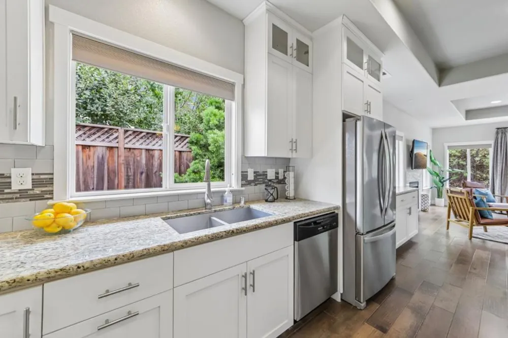 15 Colleen Way Campbell, CA 95008