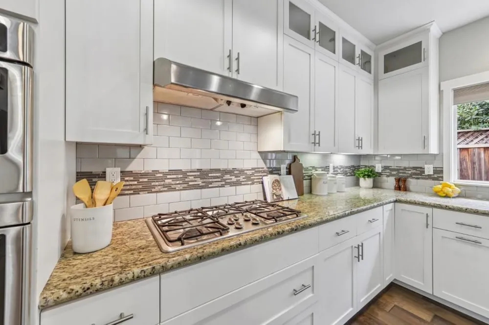 15 Colleen Way Campbell, CA 95008