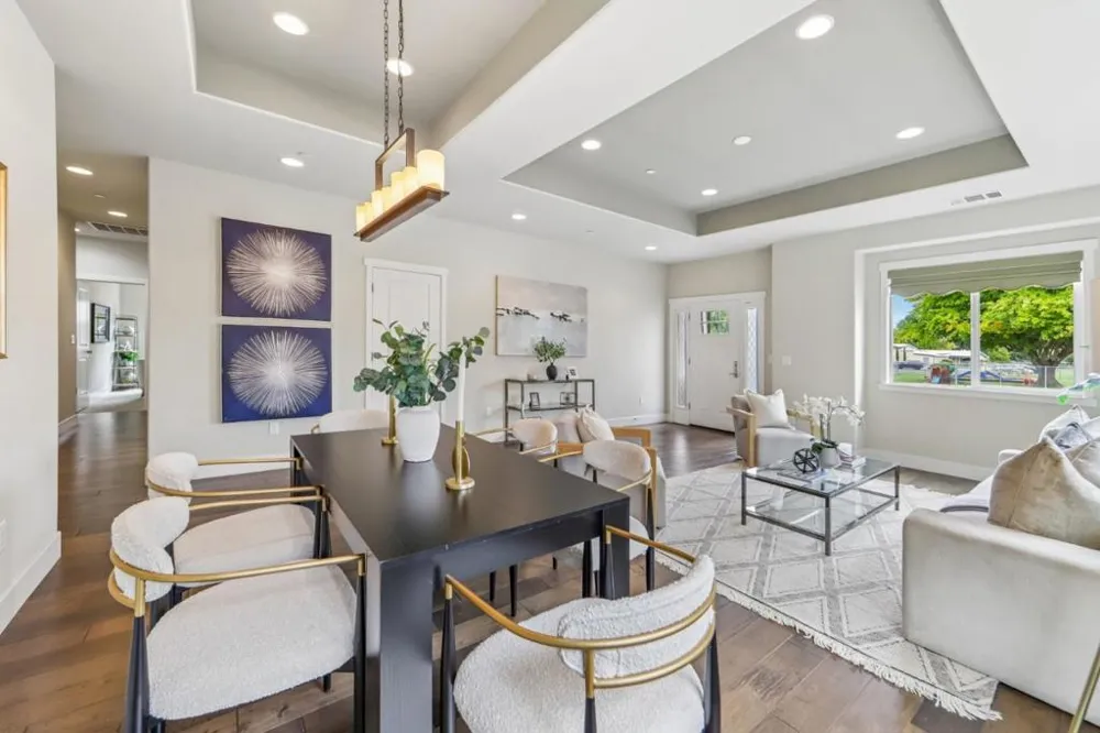 15 Colleen Way Campbell, CA 95008