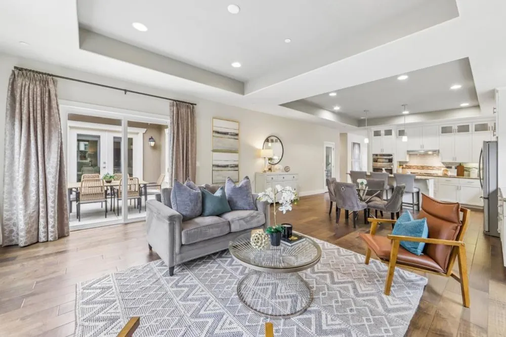15 Colleen Way Campbell, CA 95008